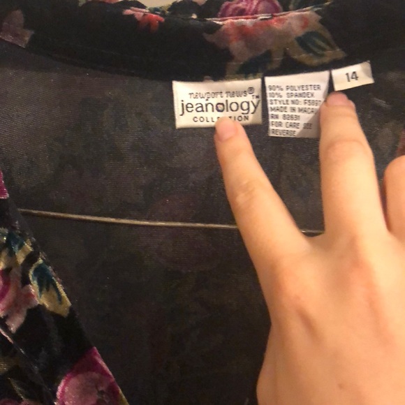 Vintage Jeaneology Velvet Blouse/Jacket - Picture 3 of 3